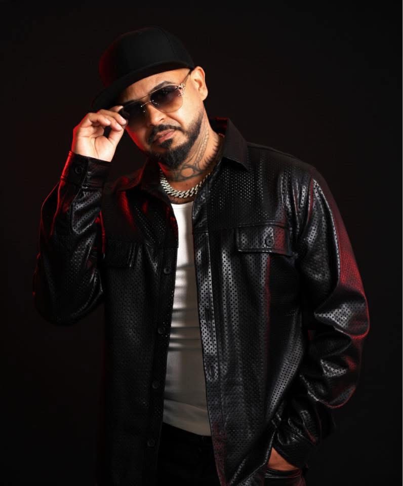 VINNY RIVERA