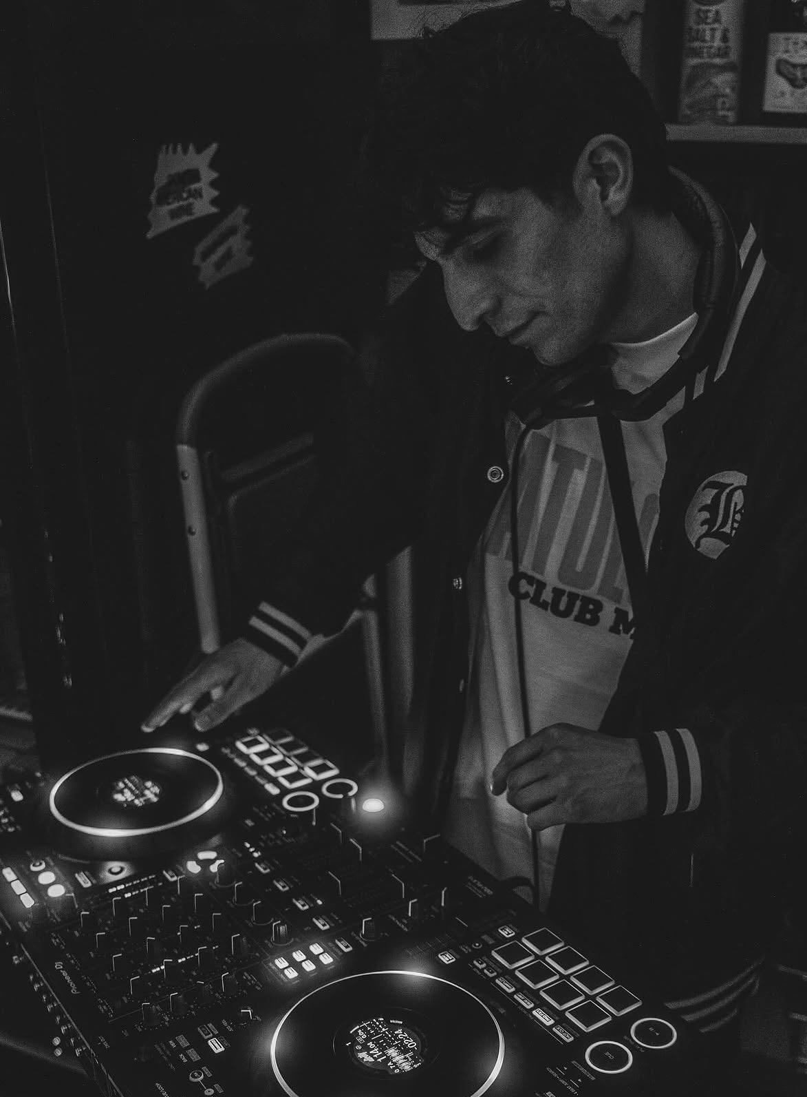 Lightfoot behind the controller during a live DJ set